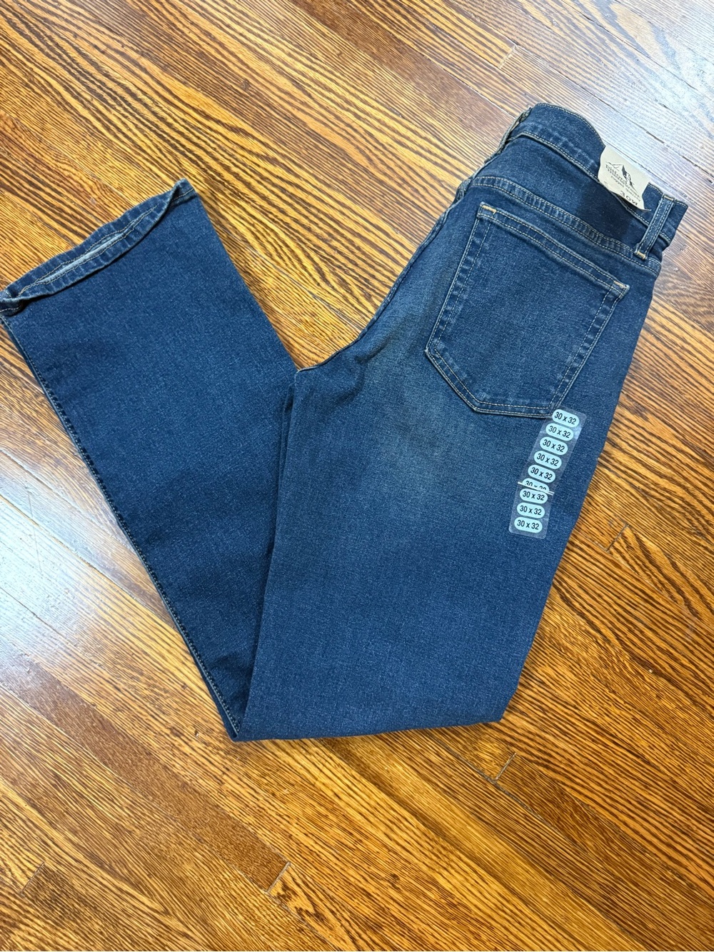 George Menswear Dark Wash Bootcut Jeans Size 30x32 NWT
